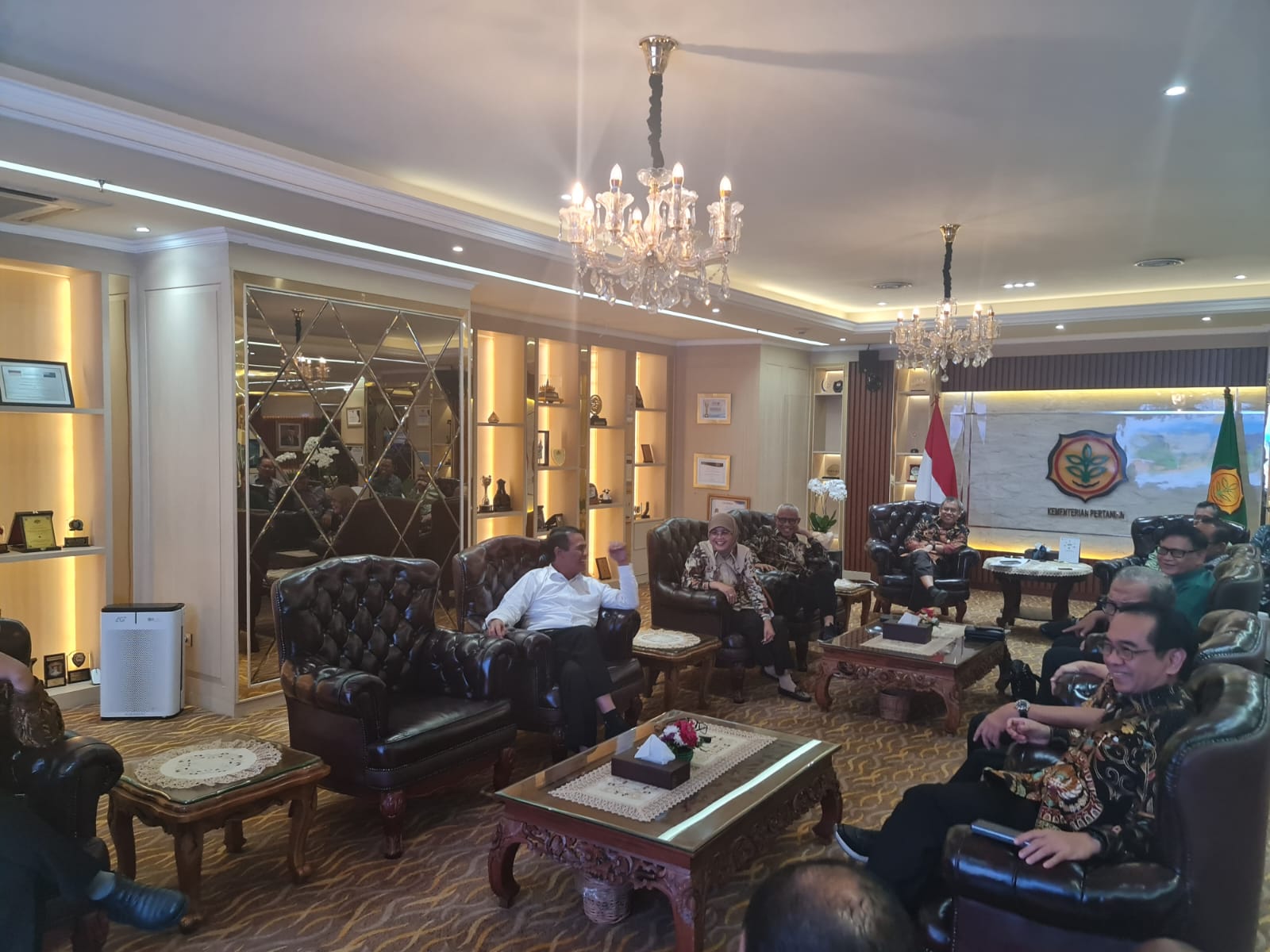 WhatsApp Image 2024-03-25 at 14.16.06 (2)