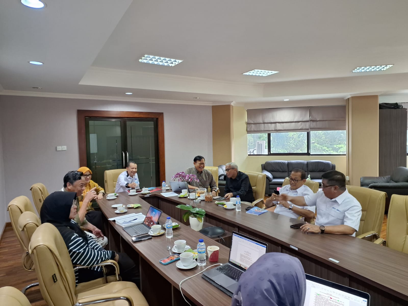 WhatsApp Image 2025-02-28 at 12.10.36