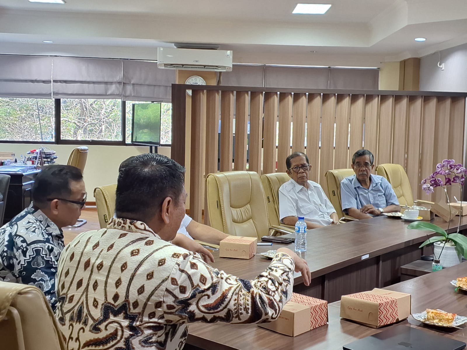 WhatsApp Image 2025-04-24 at 16.00.25 (1)