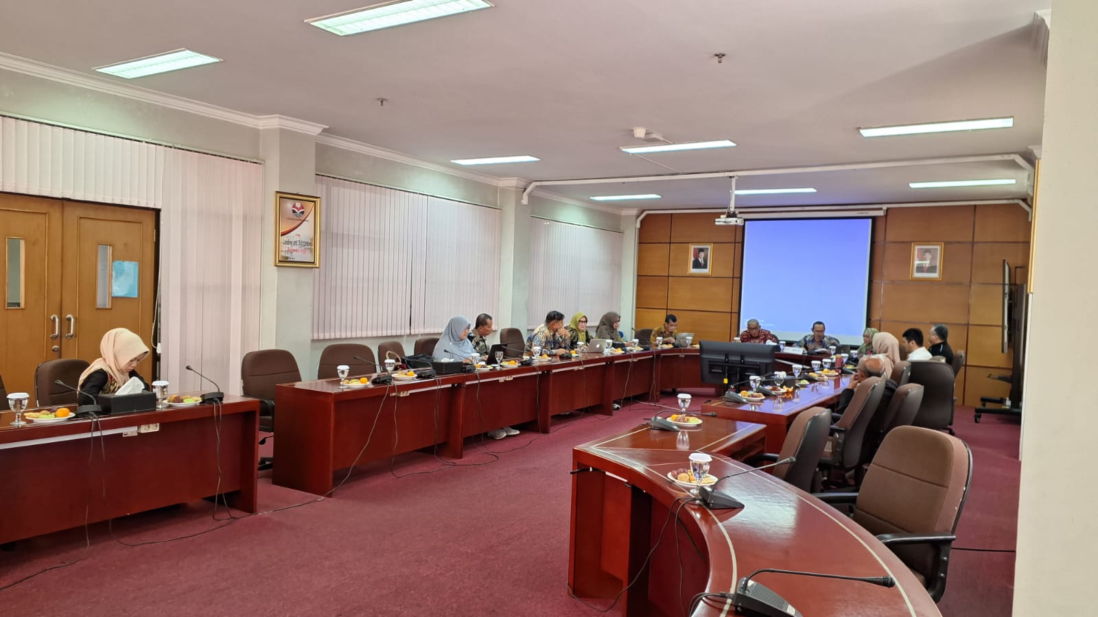 WhatsApp Image 2025-12-12 at 08.24.08