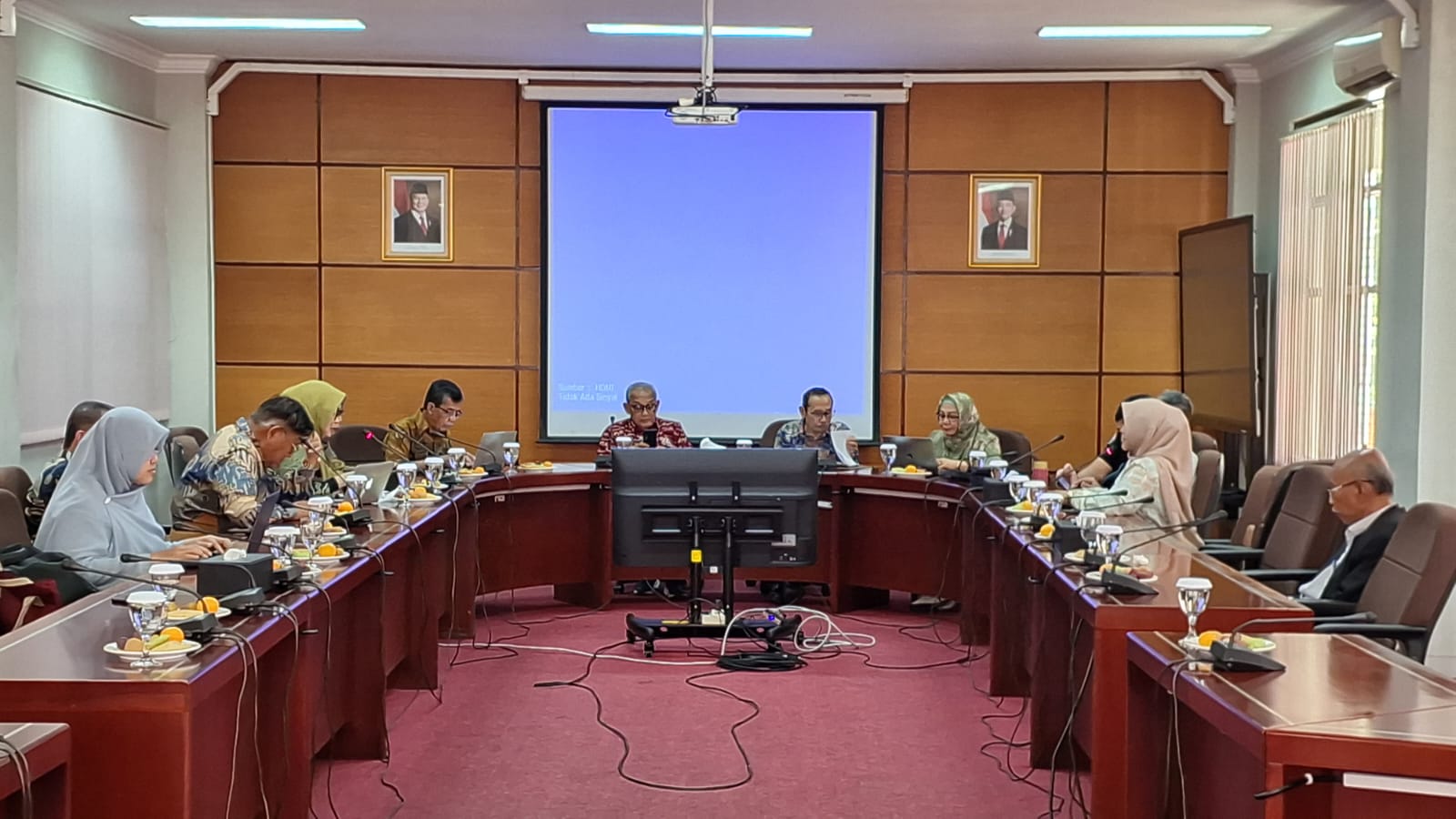 WhatsApp Image 2025-12-12 at 08.24.09