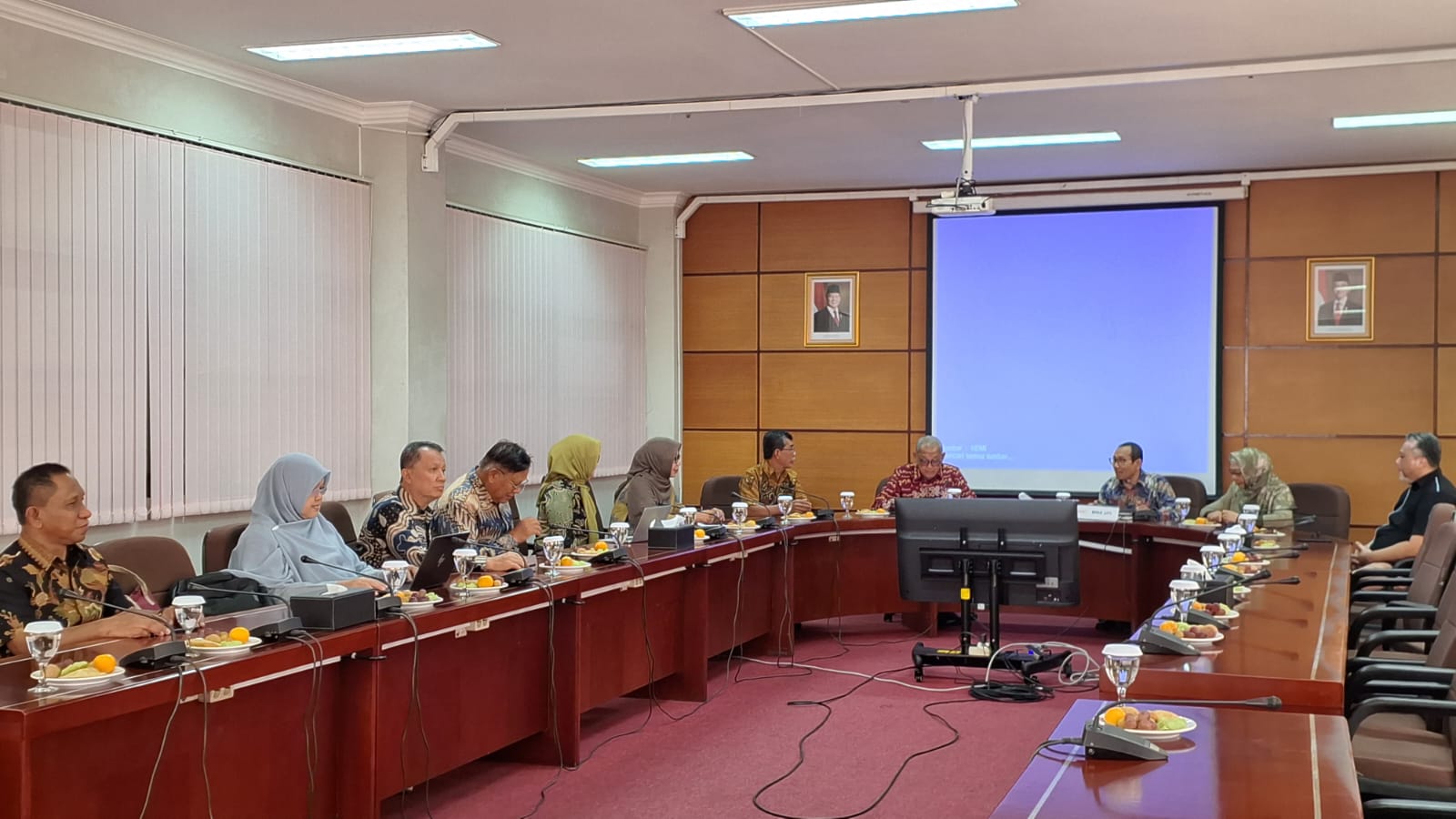 WhatsApp Image 2025-12-12 at 08.24.11 (2)