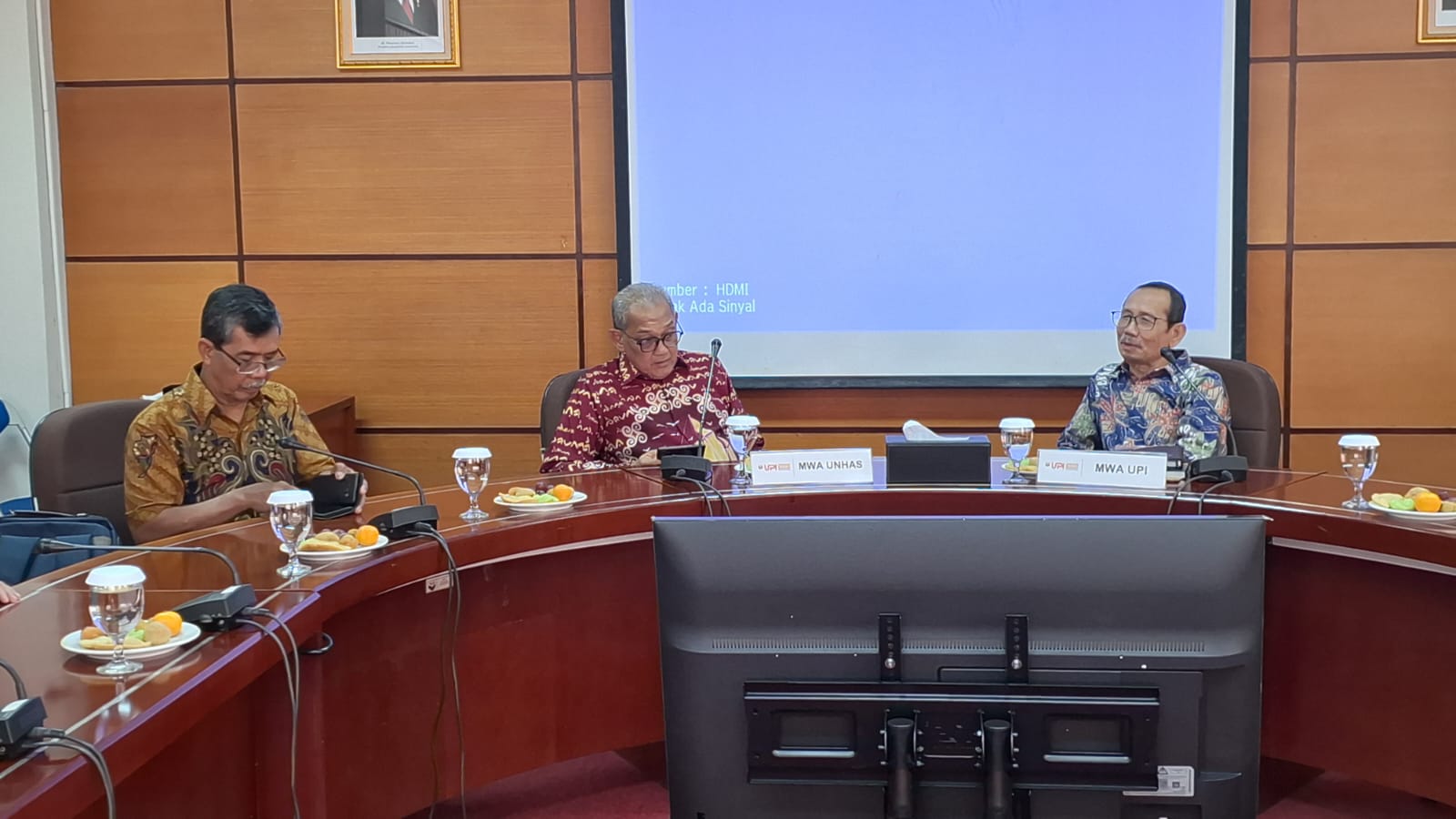 WhatsApp Image 2025-12-12 at 08.24.15 (1)